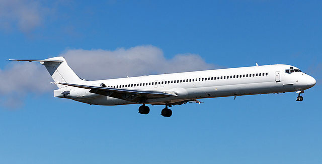 Aircraft similar to the one which crashed (MD-83)