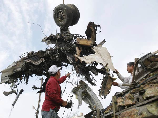 Photos of the TransAsia Airways ATR 72 crash