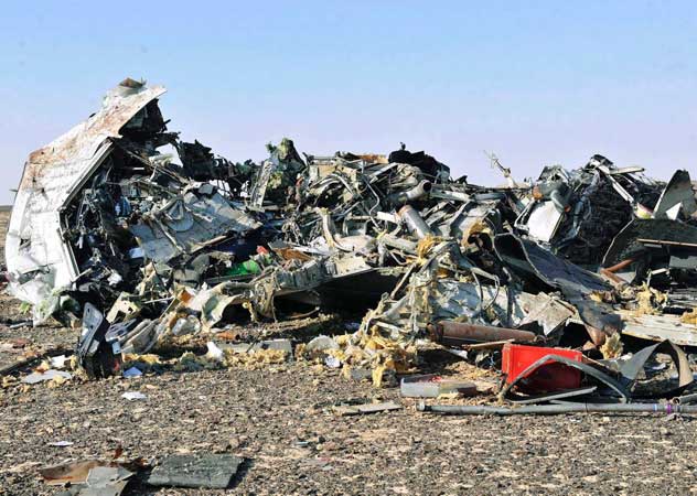 Photos du crash de l'Airbus A321 de Metrojet