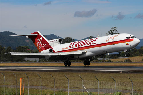 Aircraft similar to the one which crashed (Boeing 727-2J0F)