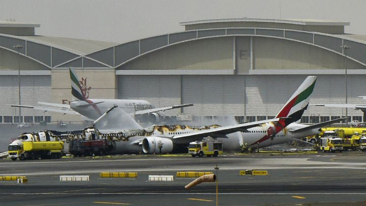 Photos du crash du Boeing 777 d'Emirates Airline