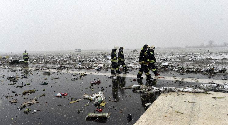 Photos of the Flydubai Boeing 737 crash
