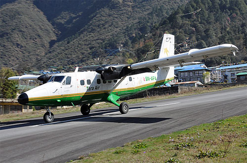 Aircraft similar to the one which crashed (DHC-6 Twin Otter 400)