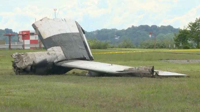 Air Cargo Carriers Short SD-330 plane crash - Charleston, West Virginia, USA
