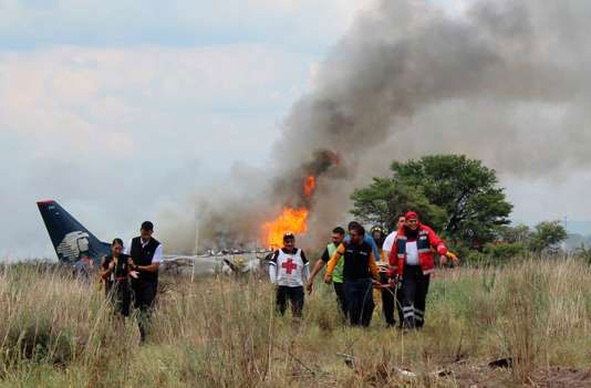 Photos du crash de l'Embraer 190AR d'Aeroméxico Connect
