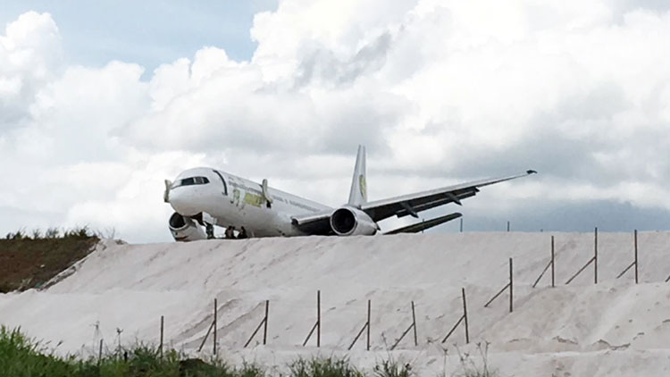 Photos of the Fly Jamaica Airways Boeing 757 crash