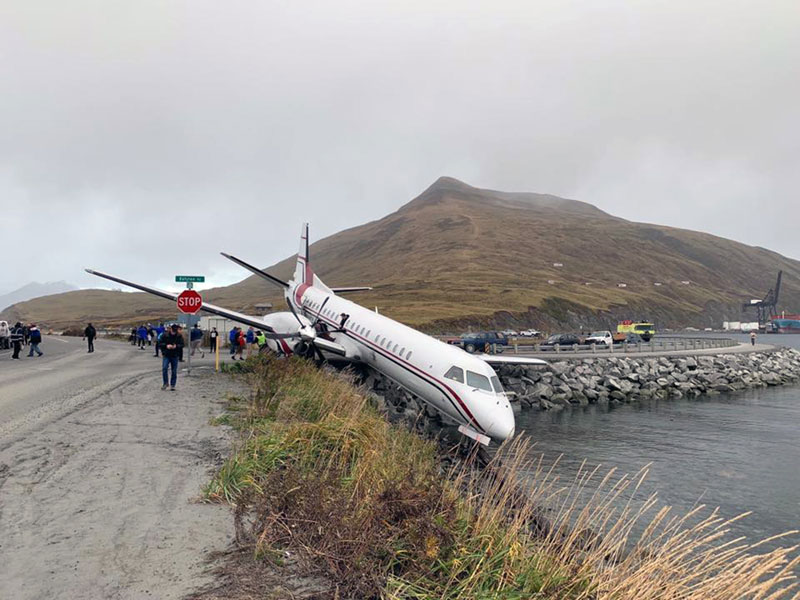 Photos du crash du Saab 2000 de PenAir