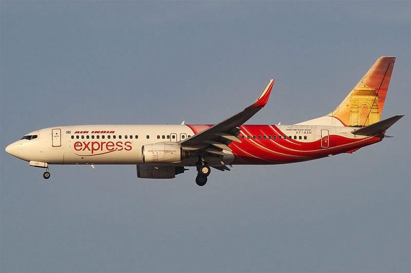 Aircraft similar to the one which crashed (Boeing 737-8HG)