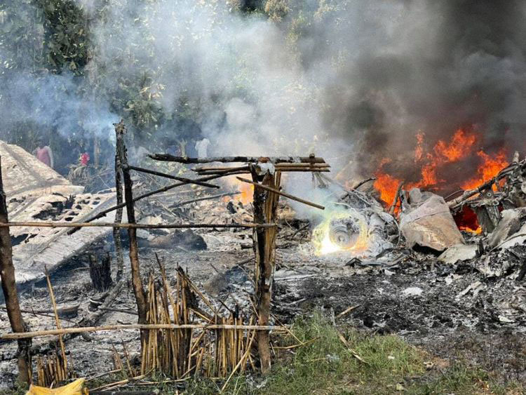 Photos du crash de l'Antonov 26 d'Optimum Aviation