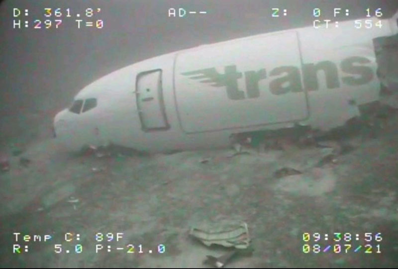 Transair Aviation Boeing 737-275C plane crash - off Honolulu, Hawaii, USA