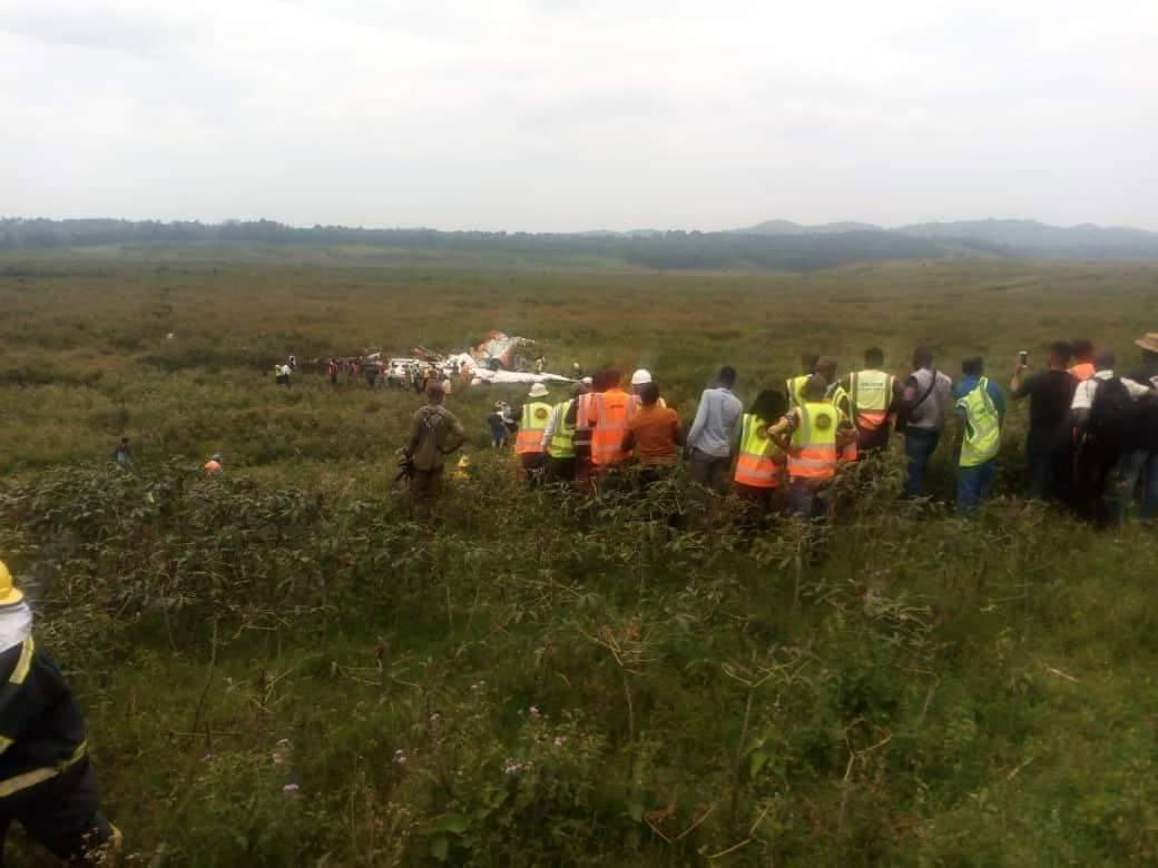 Photos du crash du Let L-410 de Kin Avia
