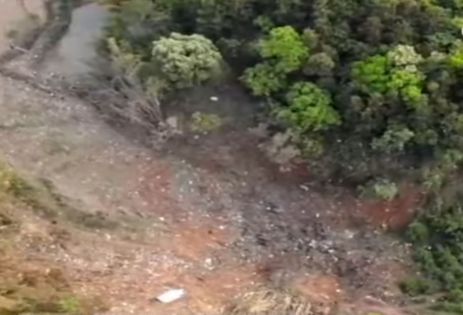 Photos du crash du Boeing 737 de China Eastern Airlines