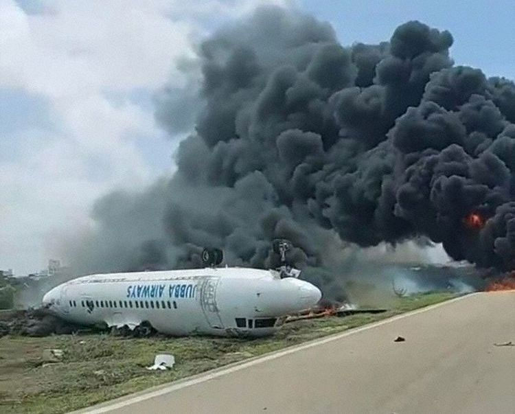 Photos du crash du Fokker F-50 de Jubba Airways
