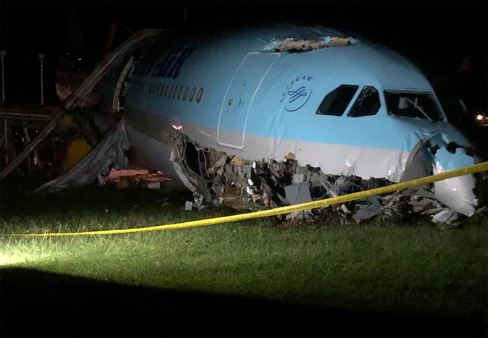 Photos du crash de l'Airbus A330 de Korean Air