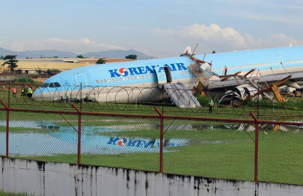 Photos du crash de l'Airbus A330 de Korean Air
