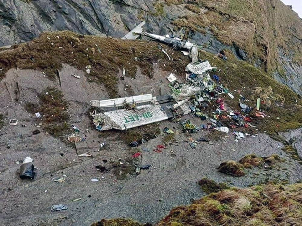 Tara Air DHC-6 Twin Otter 300 plane crash - Jomsom, Nepal