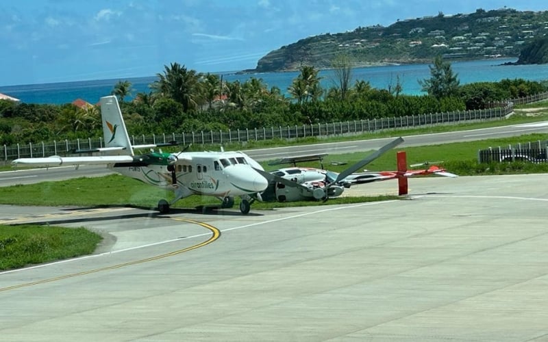 Photos of the Air Antilles Express DHC-6 Twin Otter 400 crash