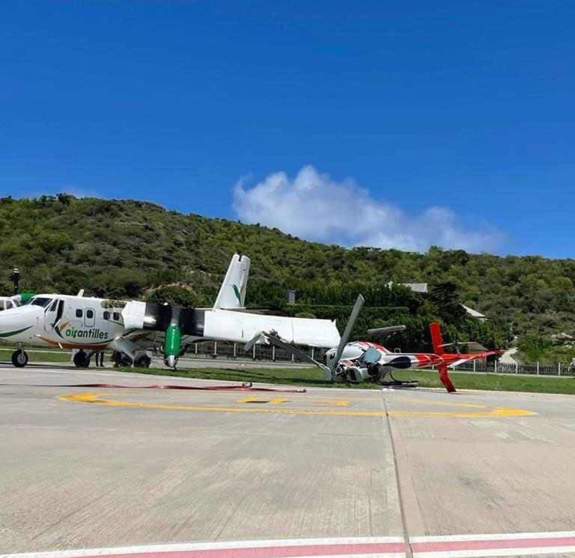 Photos of the Air Antilles Express DHC-6 Twin Otter 400 crash