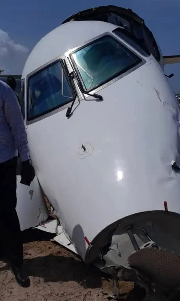 Photos du crash de l'Embraer 120 d'Halla Airlines