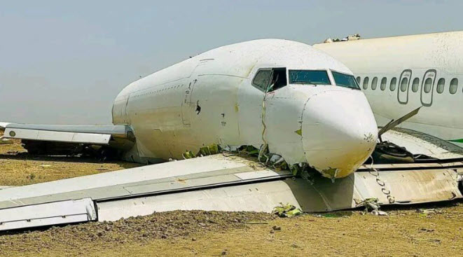 Photos du crash du Boeing 727 de Safe Air Company