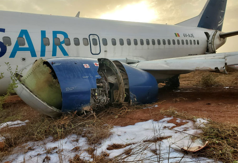 Transair Senegal plane accident - A Boeing 737 with 85 people on board runs off the runway during takeoff from Senegal<br>9th May, 2024