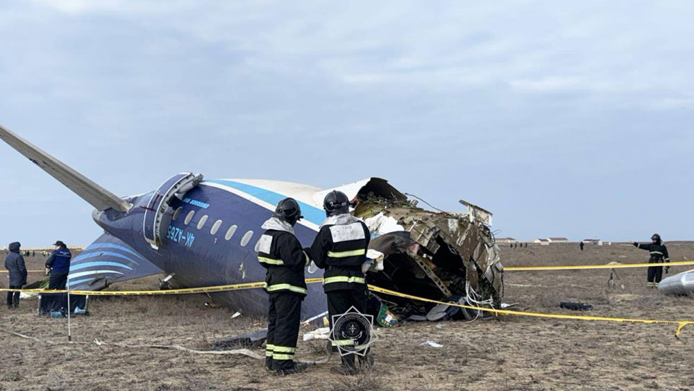 Azerbaijan Airlines Embraer 190AR crash