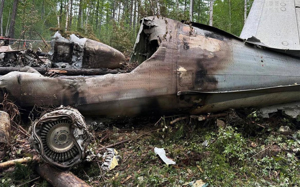 Photo 2 sur 6 : Accident d'un Antonov An-24RV d' Angara Airlines - Tynda, Russie