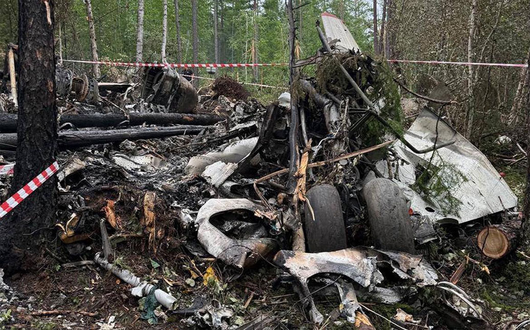Photo 3 sur 6 : Accident d'un Antonov An-24RV d' Angara Airlines - Tynda, Russie
