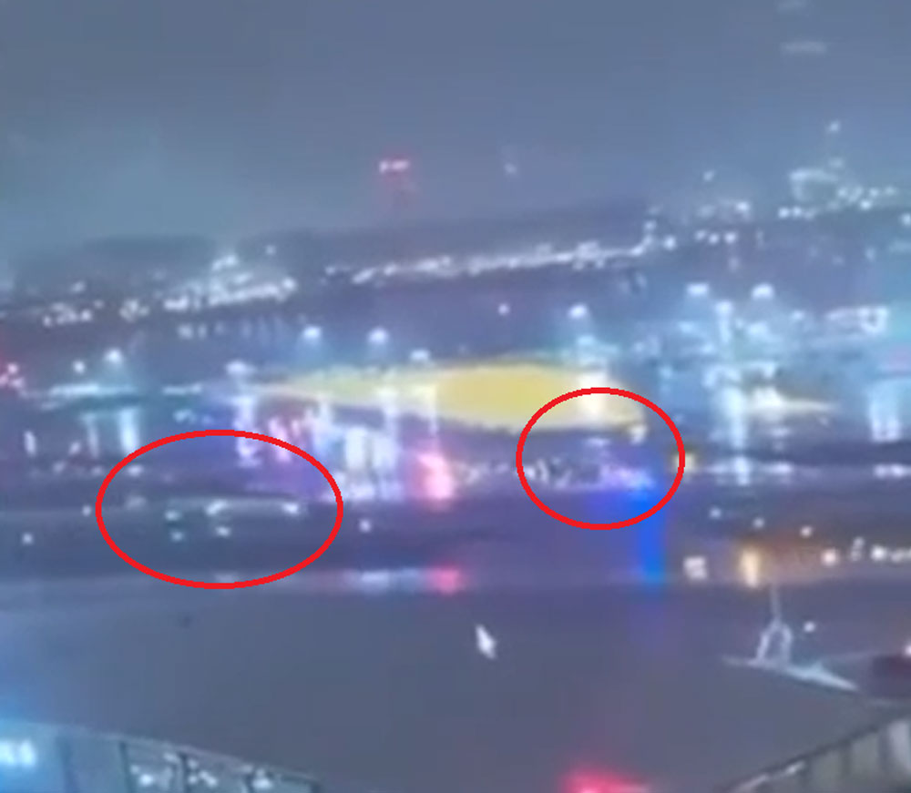 Fatal Runway Collision at New York LaGuardia: CRJ-900 Strikes Fire Vehicle