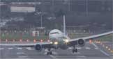 Boeing 767 amazing landing in strong winds