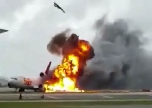 Atterrissage manqué d'un MD10 de FedEx