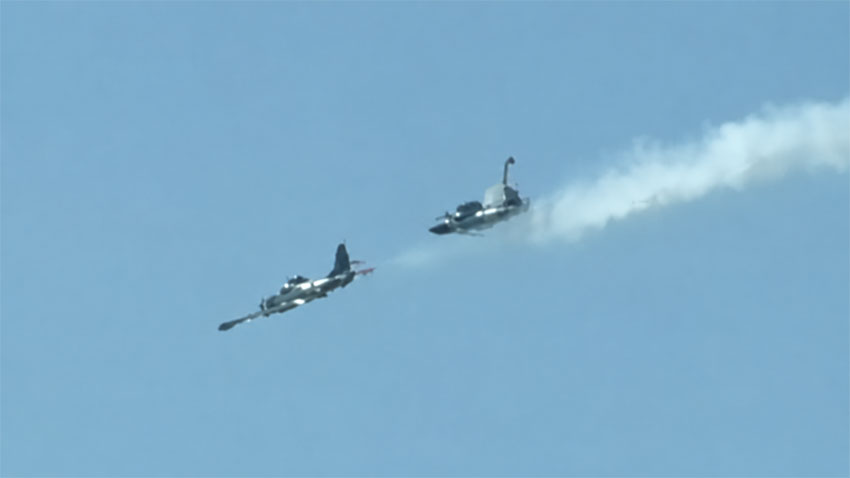 Mid-air collision between two Philippine Air Force SF-260 training aircraft in Batangas