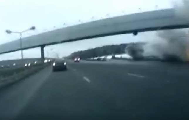 A Tupolev TU-204 crashes on a highway in Russia and hit a car