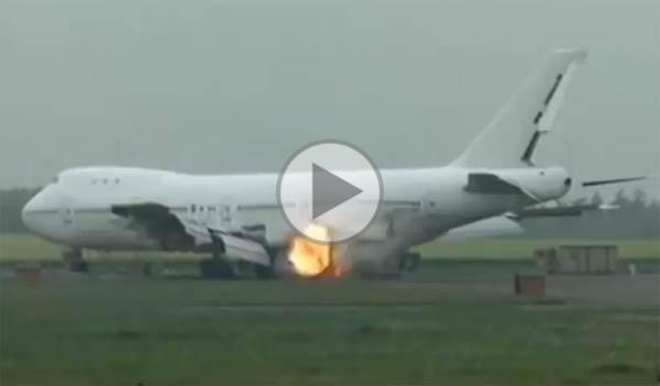 Une bombe explose dans ce Boeing 747