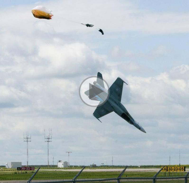 Le F18 canadien Hornet s'écrase, le pilote s'éjecte in extremis