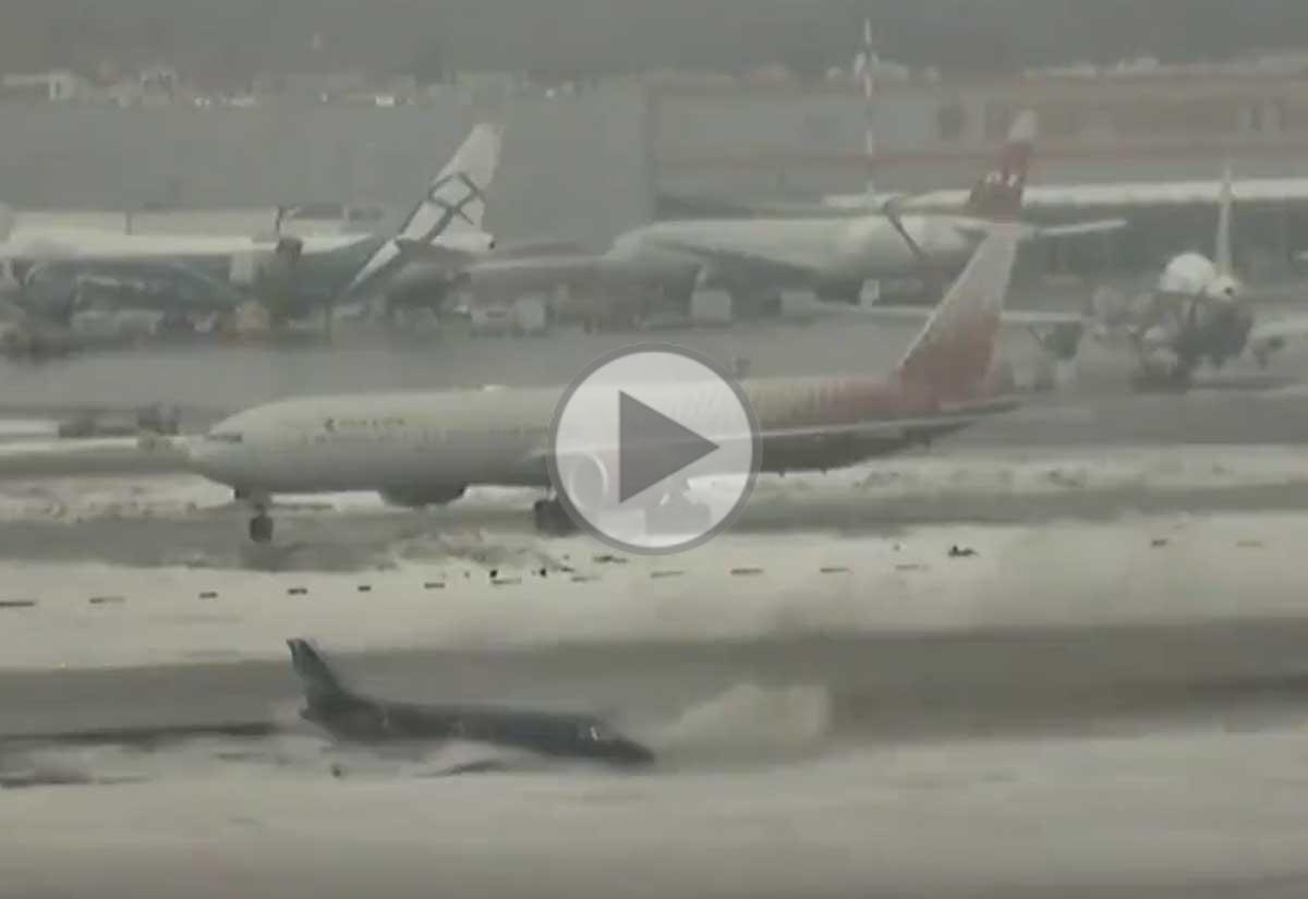 Biz jet skids off the runway