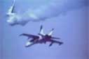 Le missile du premier avion percute l'avion évoluant en formation avec lui